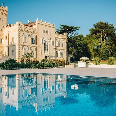 Otel Valamar Isabella Miramare