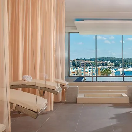 Isabella Island Miramare &