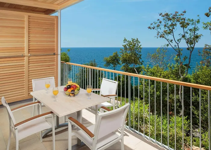 Isabella Island Miramare & Hotell 5*