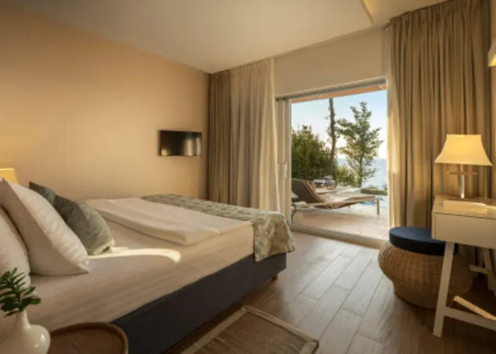 Otel Isabella Island Miramare &