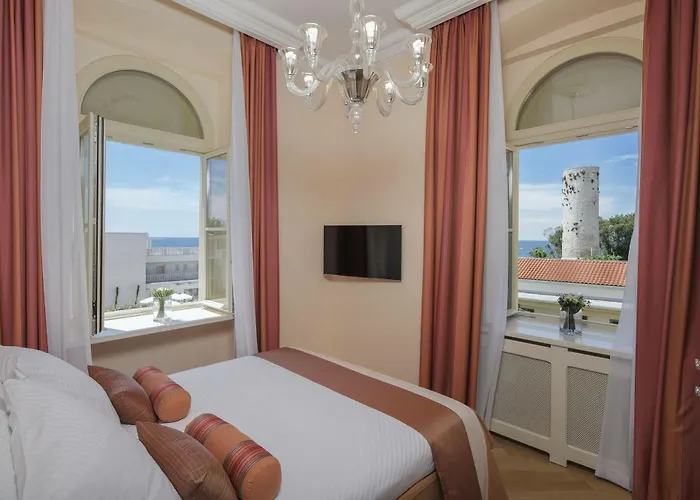 Isabella Island Miramare &